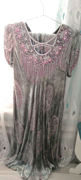 Kelin libos sotiladi  450.000sum