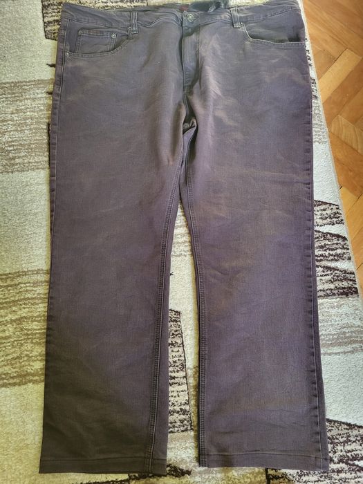 Pantaloni mari pentru barbati. Nou