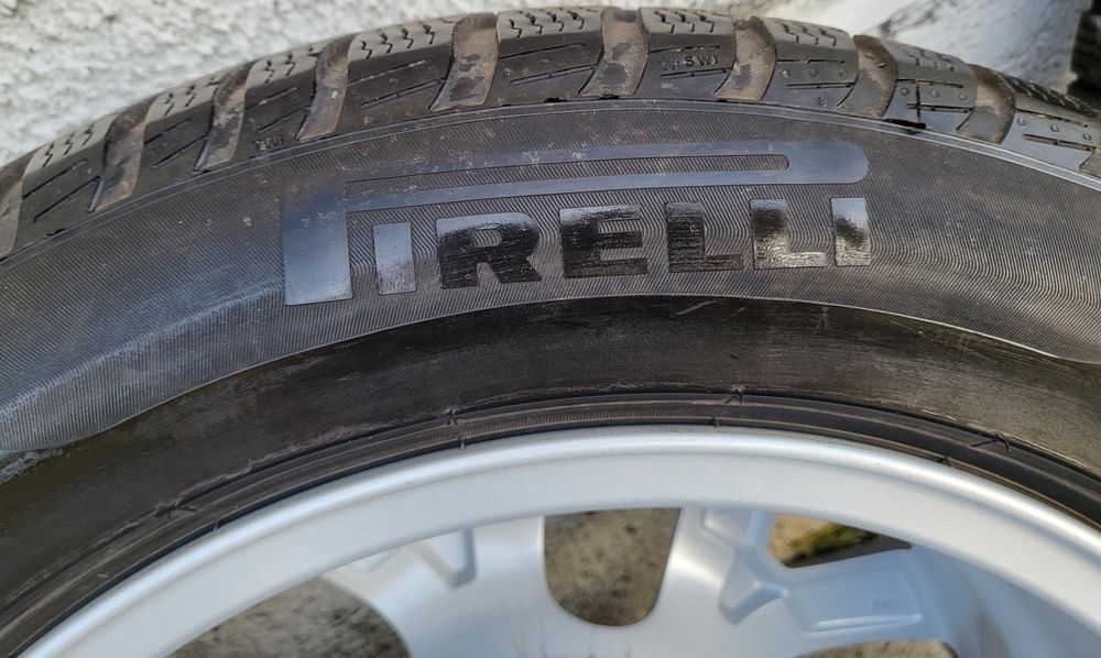 Jante aliaj BMW X1, R17, anvelope Pirelli/Continental