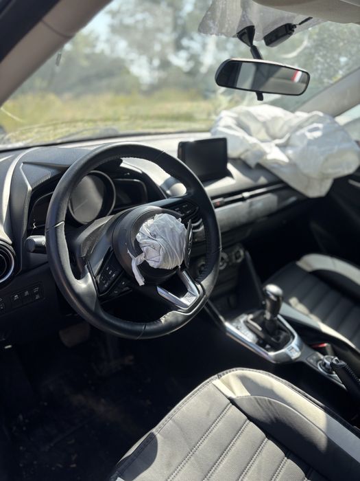 Mazda 2 бензин/автомат на части