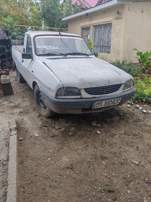 Vând Dacia Papuc pentru PIESE