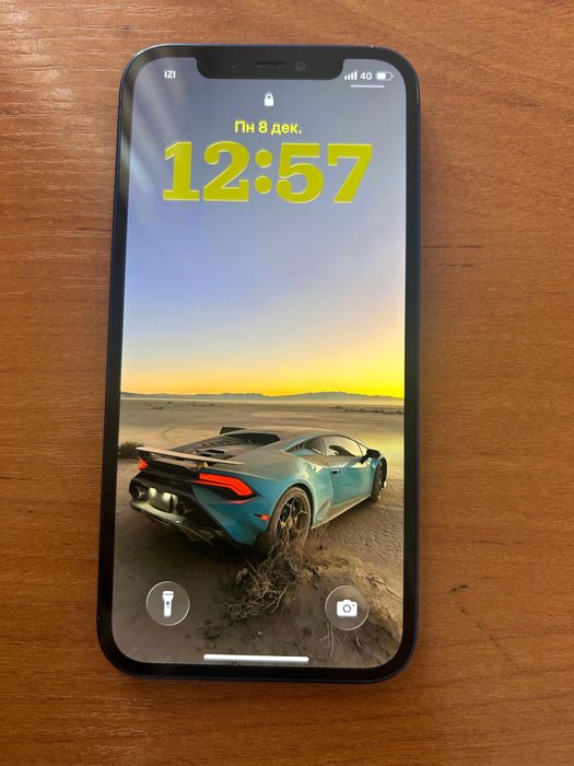 iPhone 12 продам