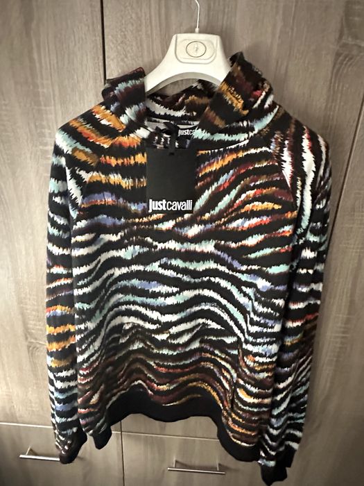 Moschino, Cavalli, Paciotti, Valentino, Armani, Balenciaga