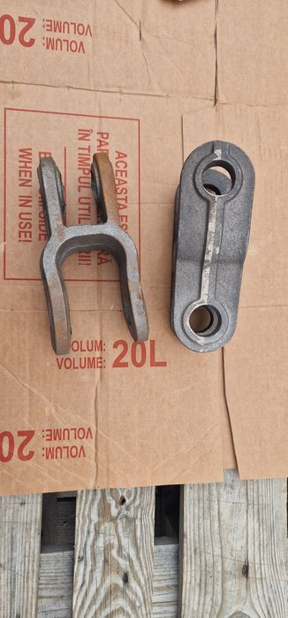 Furca  remorcare h (GURA LUP H) U650 u 445 u 640  UTB