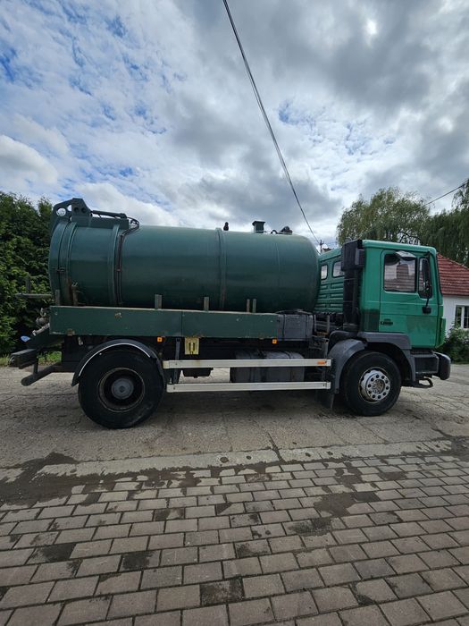 Vidanja/cisterna cu umplere/împrăștiere apa  Man 19.343 Demag