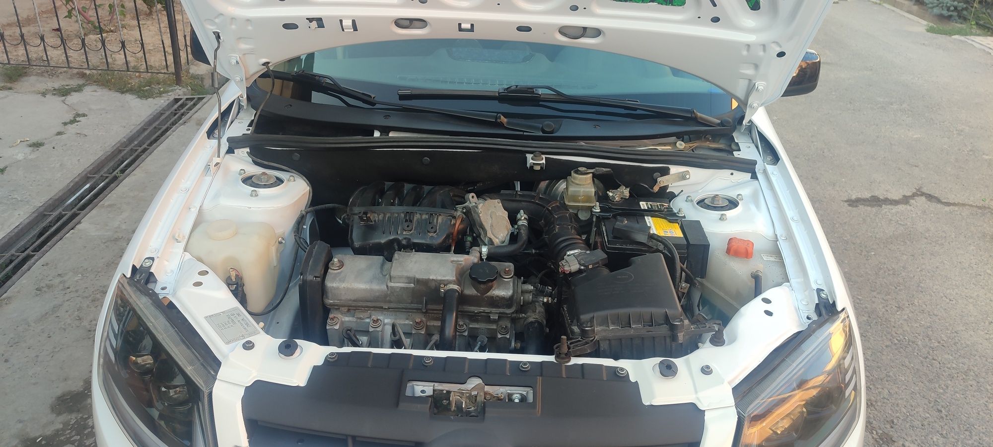 LADA GRANTA idiyal holata