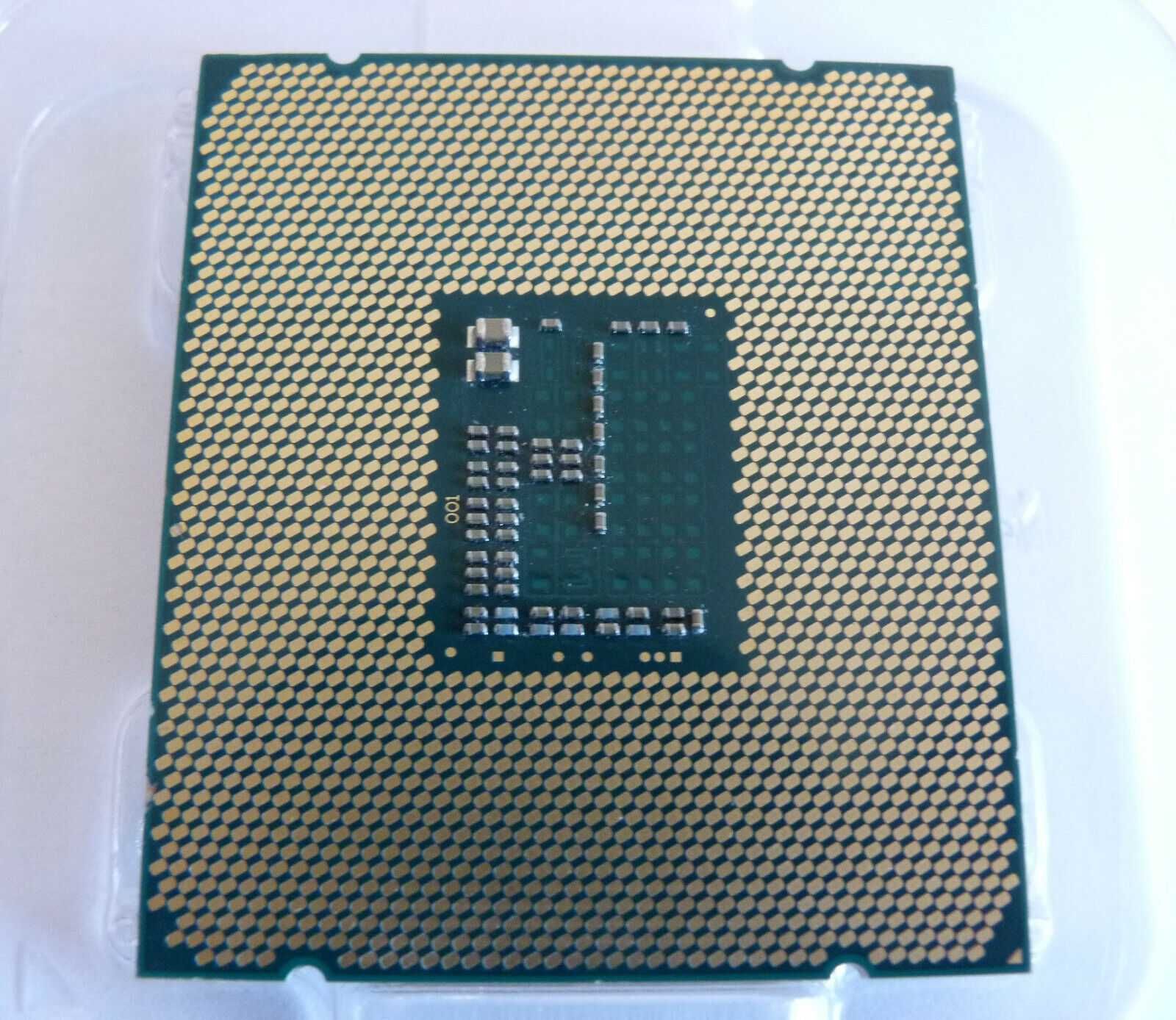 Intel SR203 Xeon E5-2667 v3 3.2 GHz 8 core 16 Threads LGA 2011-3