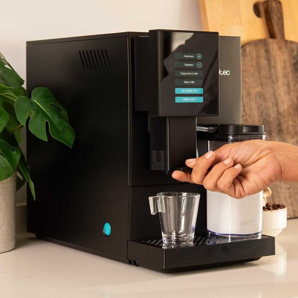 Кафемашина Cecotec Cremmaet Compactccino. 1350W, термоблок, 19Bar