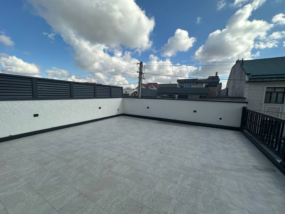 Дом High Town Mall 600 кв.м