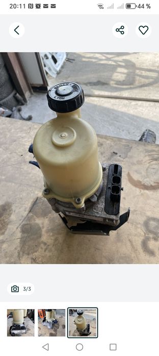 Vând pompă de servodirecție Dacia