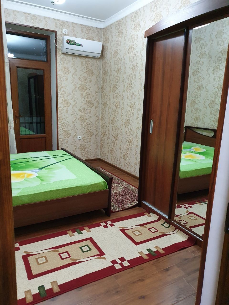 Срочно Новомосковская аренда 2 ком ижара