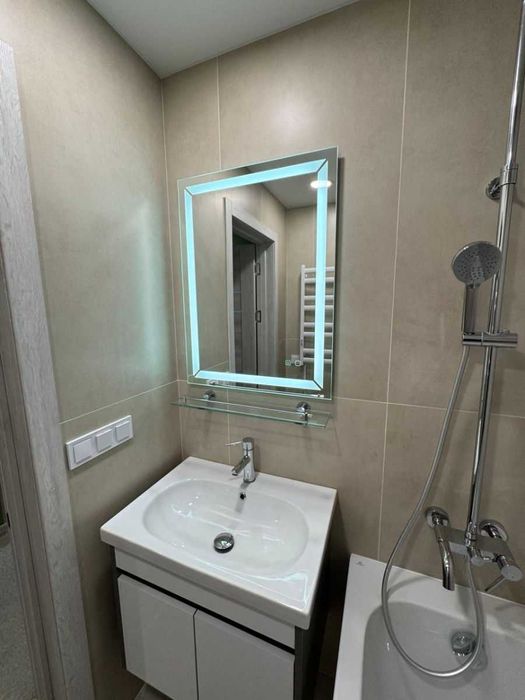 Дава се под наем Двустаен апартамент в София, Люлин 7 - 69 кв.м за 350 € - Снимка #4