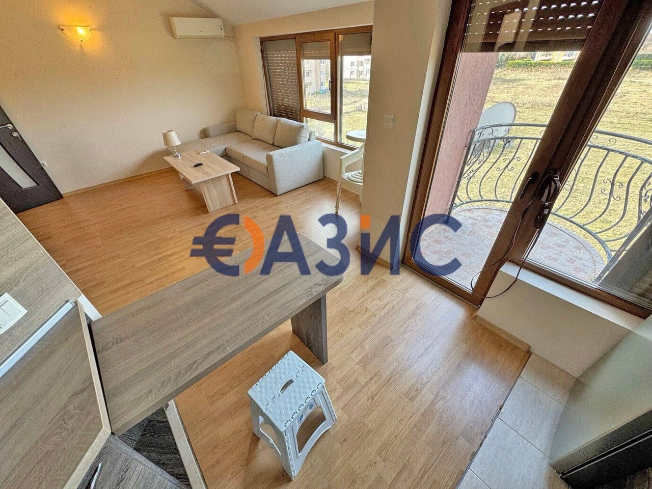 Продава се Двустаен апартамент в с. Равда, Област Бургас - 70 кв.м за 1179 €/кв.м - Снимка #1
