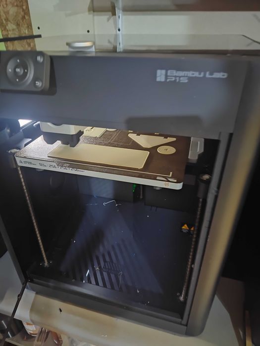 Imprimanta 3D Bambu Lab P1S