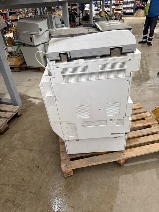 Copiator profesional color Ricoh Aficio MP C3502 A3,defect