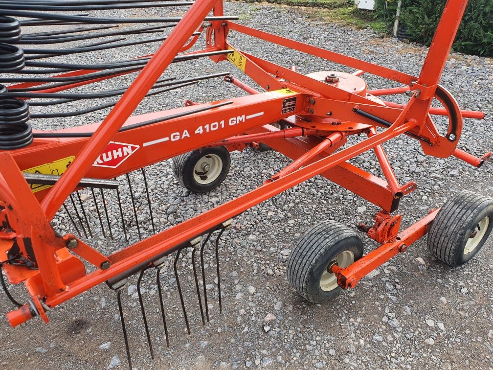 Grebla adunat fan kuhn ga 4101 GM tandem 4 roti