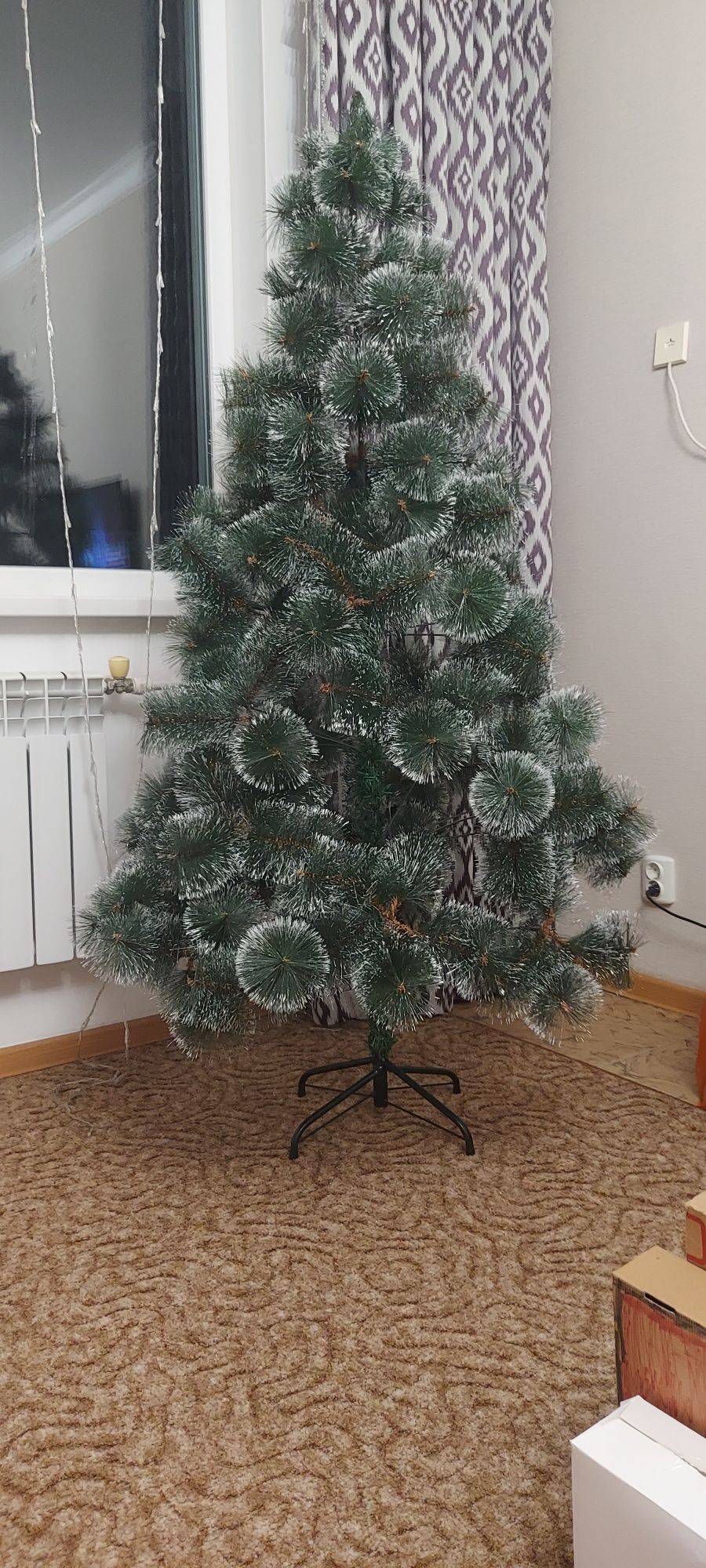 Елка искусственная