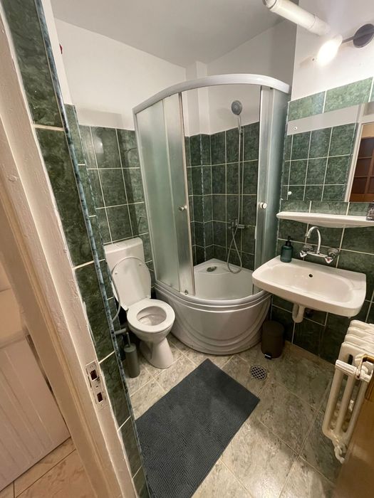Inchiriez apartament 2 camere Bul Republicii - Utilitati incluse!!!