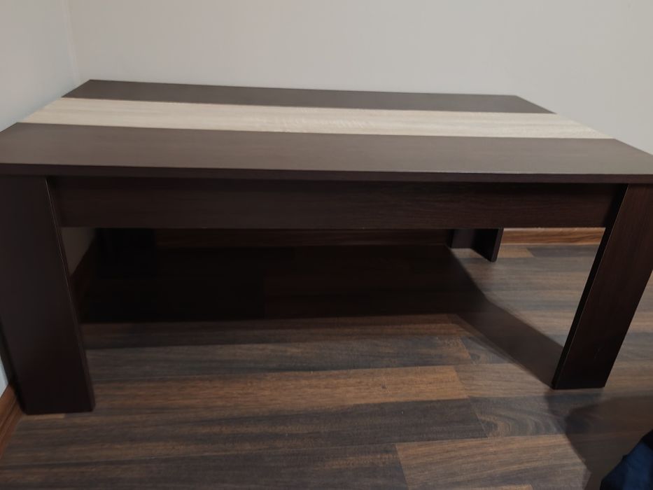 Măsuță pentru  cafea