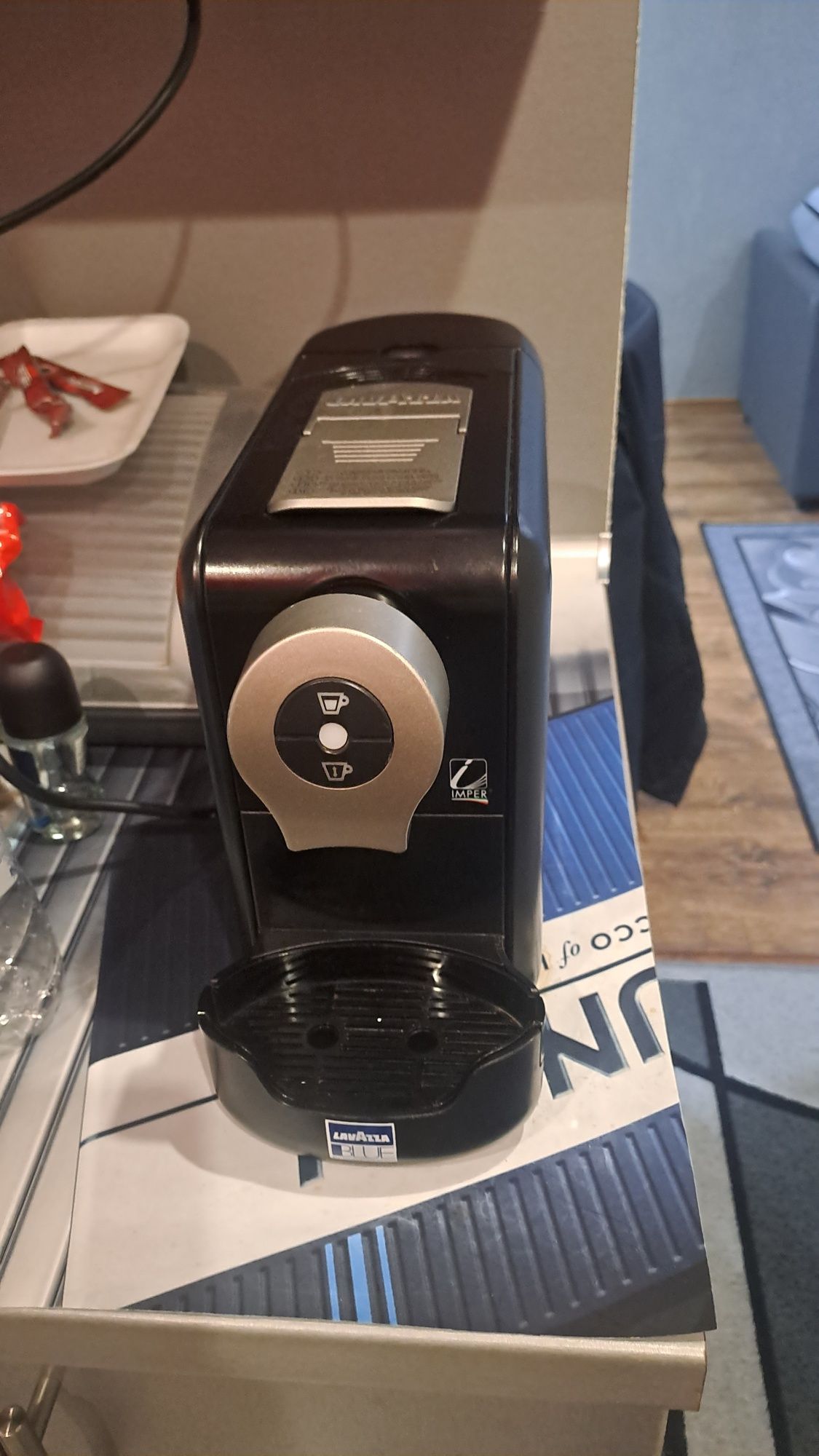 Кафе машина lavazza blue
