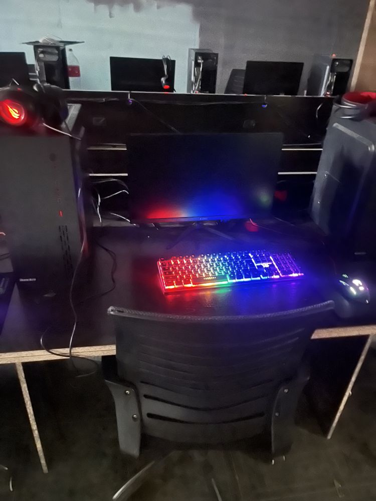 Компьютеры для клуба 10 шт + 10 кресло