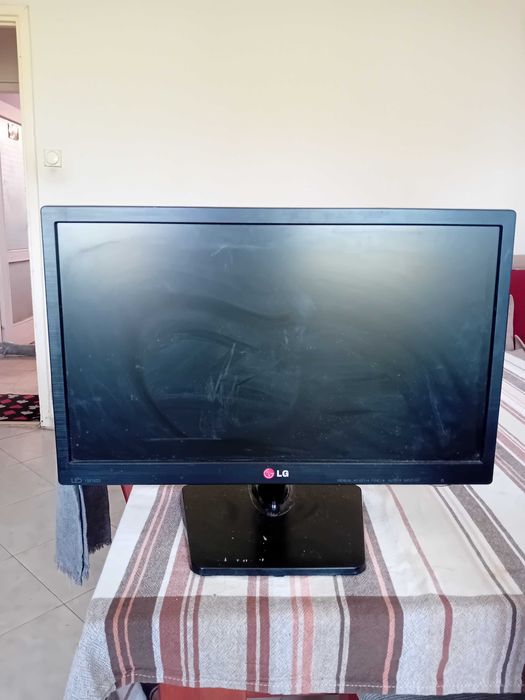 Монитор за PC LG 19EN33S