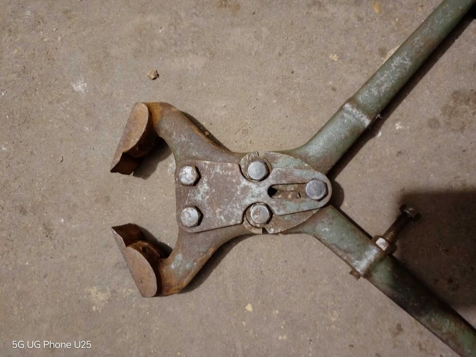 Ножици за рязане на копита