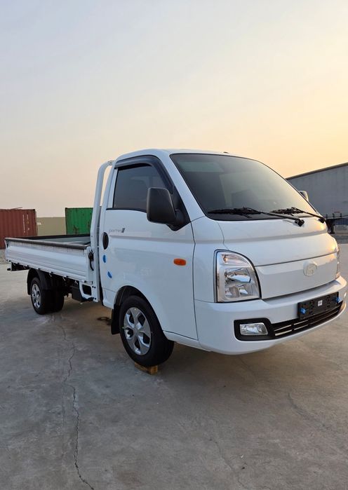 Сотилади перегон
Hyundai Porter2
бортовой 310.см 
055-эълон рақами
 Йи