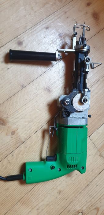 Pistol pentru tufting