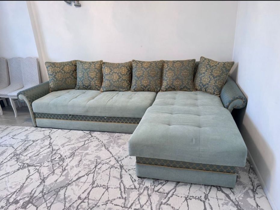 Угловой диван