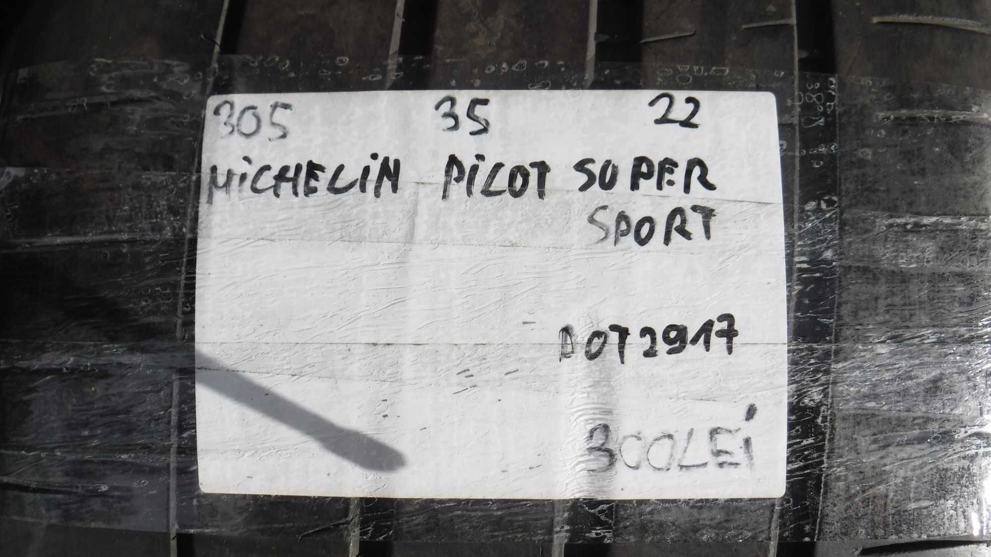 305 35 22 vara Michelin Pilot Super Sport DOT 2917