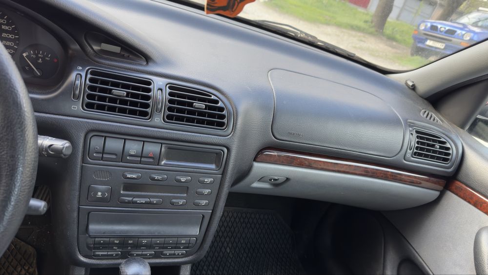 Peugeot ( Пежо) 406 2.1 без номера