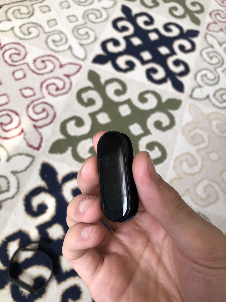 продам MIBAND 6