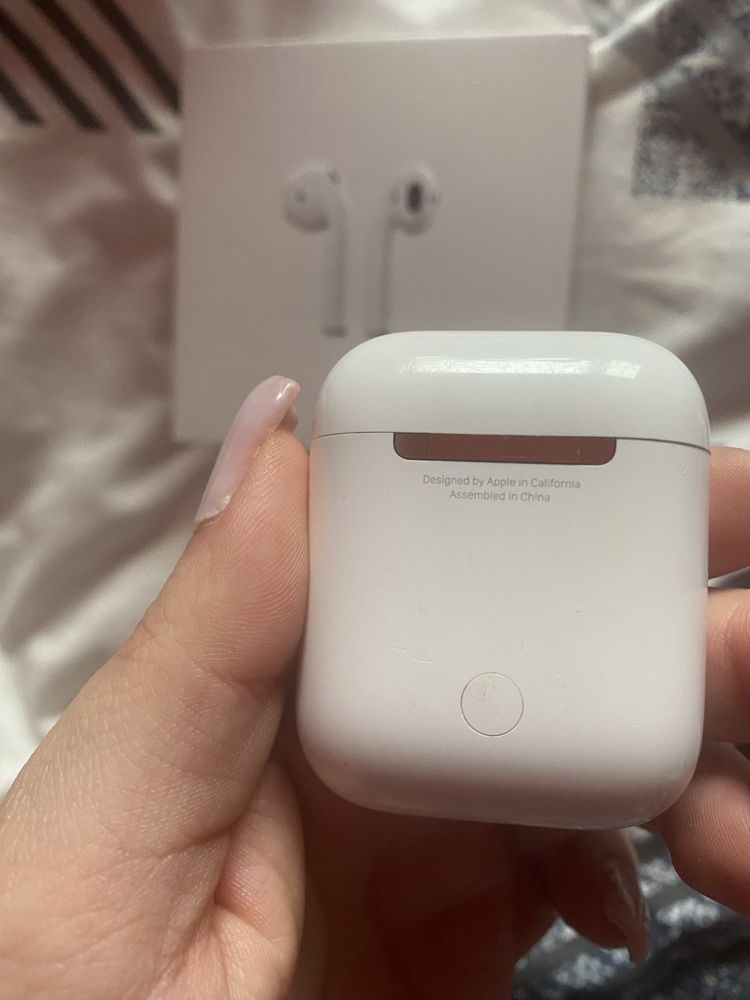 Casti apple airpods 2