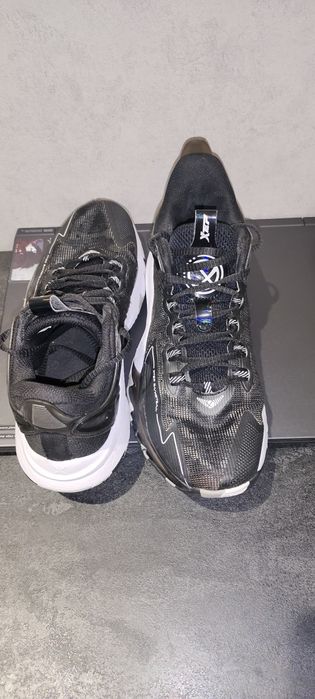 Баскетбольные кроссовки Xstep