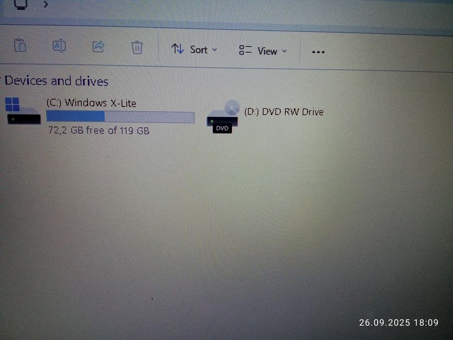 HP 250 G6 – 8GB RAM, SSD, autonomie 7-9h, Windows 11 + Office 2024