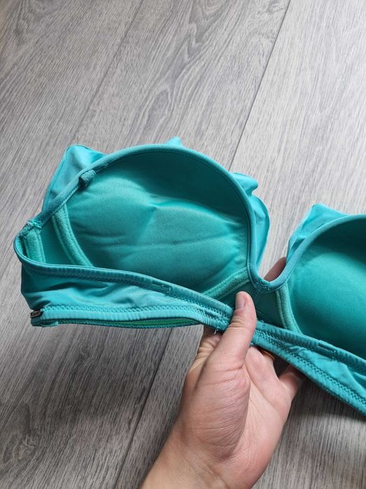 Set sutiene de baie [75C]