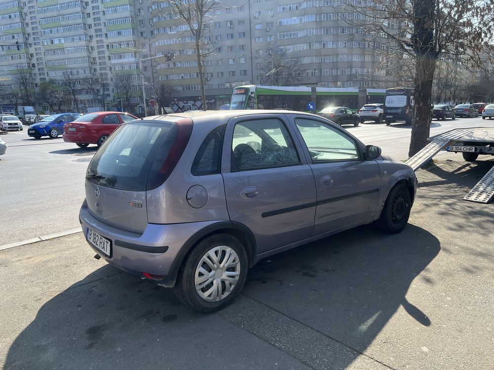 Usa stanga dreapta opel corsa c