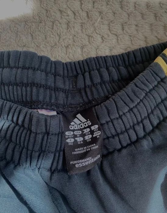 Дамско долнище Adidas S/XS