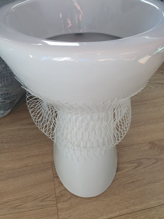 Vas WC Mondial Basic, nefolosit 
(92)