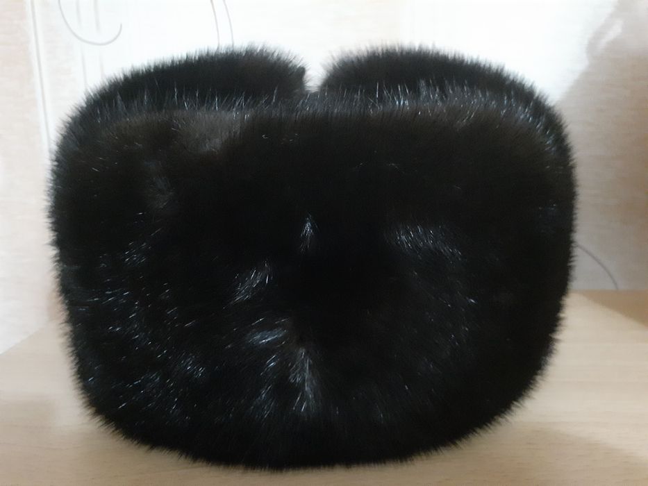 Продам норковую шапку