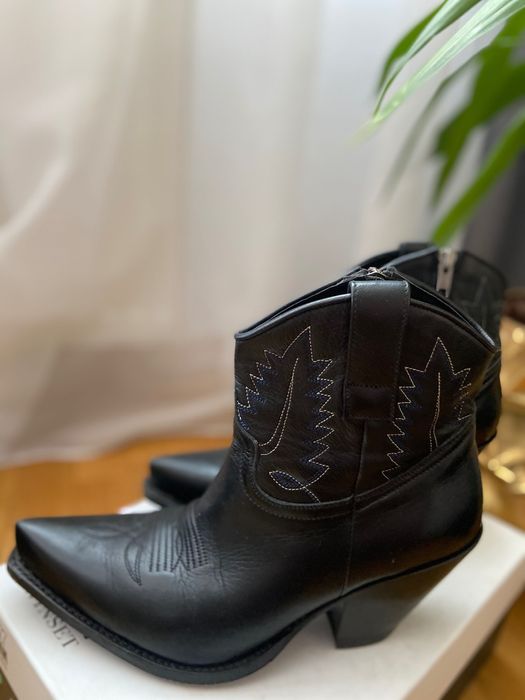 Ciocate Sendra noi, nepurtate