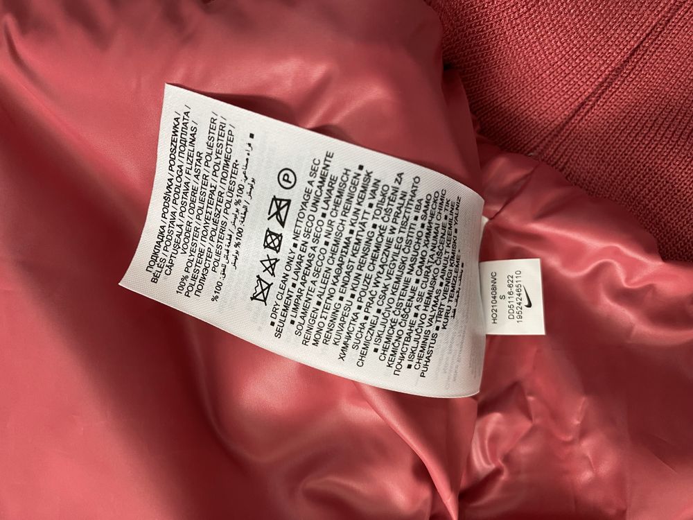 Vand Geaca Nike model Sherpa , de dama, marimea S