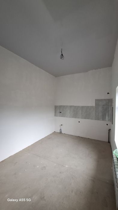 Keles ko'k terakda uy sotiladi