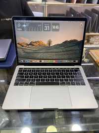 MacBook Pro 2019 Touch Bar! 16 ozu, 256 ssd, 13.3 RETINA, 554 cikl!