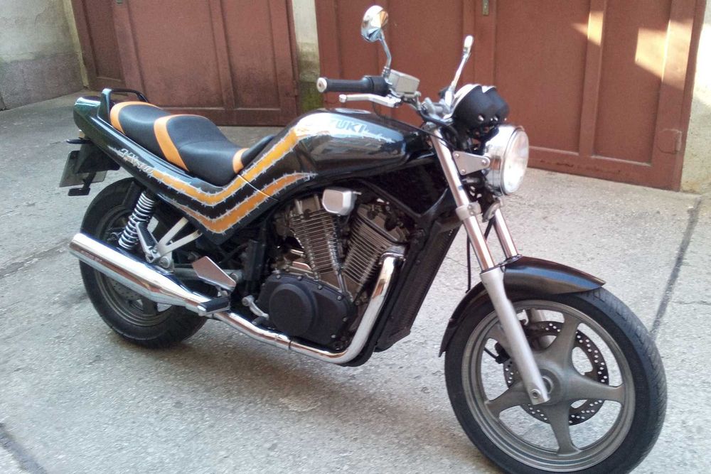 Мотоциклет Suzuki VX800, 1993