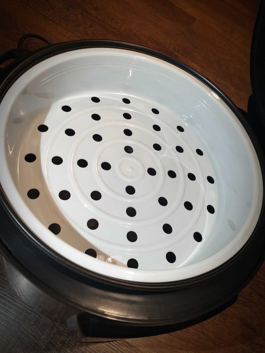 Мултикукър ZEPHYR, 700w, 5 литра, 18 програми