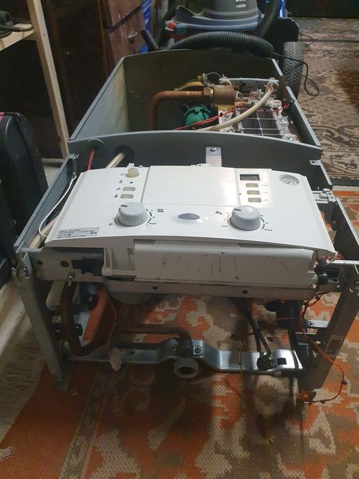 Centrala Junkers Bosch pe gaz 28KW