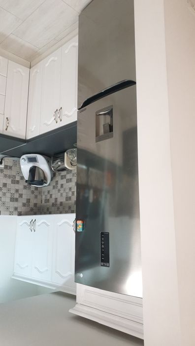 Bucatarie cu fronturi frezate din mdf