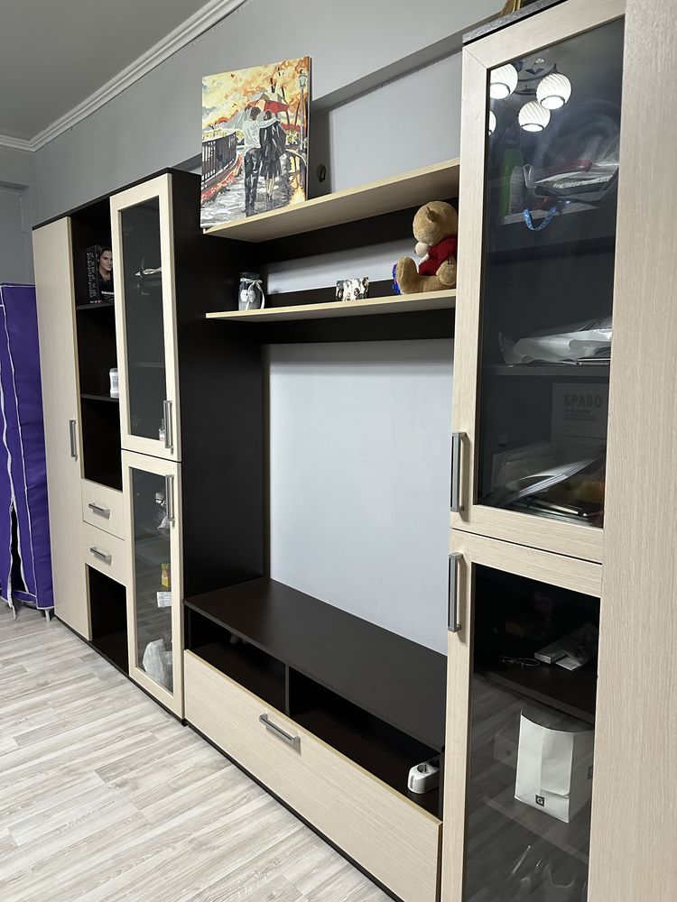 Продается шкаф, шкаф под телевизор